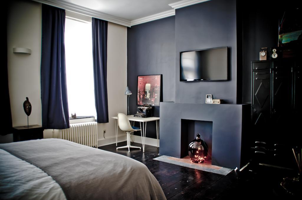 House Ninety Guesthouse Ixelles Room photo